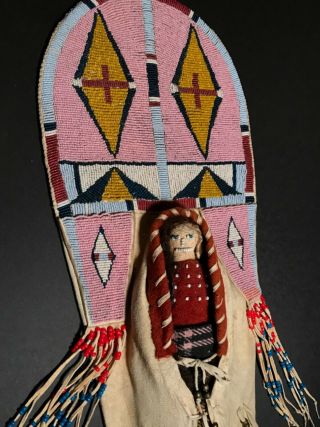 VINTAGE PLAINS CHILD’S TOY DOLL BEADED CRADLEBOARD,  PROBABLY CROW,  20th C,  NR 3