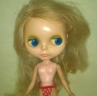 VINTAGE KENNER BLONDE BLYTHE DOLL SIDE PART HAIR A/O $729.  99 5