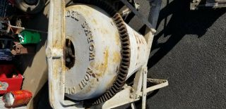 Vintage 2hp Fairbanks Morse Model Z Hit Miss Gas Engine cement mixer 10
