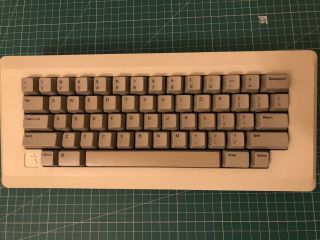 Apple M0110a Vintage Mechanical Keyboard