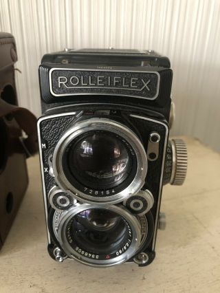 Vintage Rolleiflex 2.  8 Camera 80mm Schneider Xenotar Lens W/ Cap & Leather Case 2