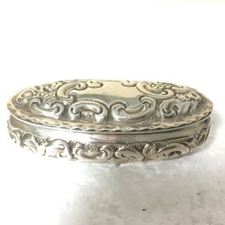 Deakin & Francis Silver Snuff Box Hallmarked Birmingham 1897 Gilt Lined Repousse