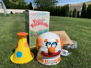 Wham - O Fun Fountain Clown Sprinkler Complete w All Packaging,  EUC Vintage 1977 3