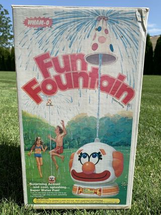 Wham - O Fun Fountain Clown Sprinkler Complete w All Packaging,  EUC Vintage 1977 8