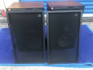 Vintage and pristine JBL L - 110 Monitor Speakers (2) 6