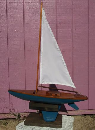 Vintage Model Wooden Pond Sailboat Sloop Boat Lead Weighted Keel