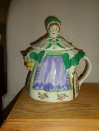 Vintage Shawnee Pottery " Granny Ann Teapot " Blue Apron Flowers Gold Accents
