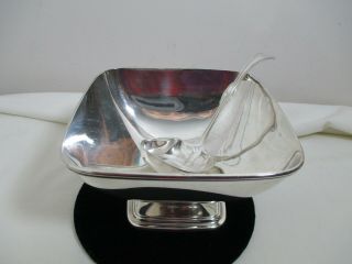 Towle Sterling Silver Mary Chilton Square Footed Sauce Bowl & Ladle 198.  8 Grams