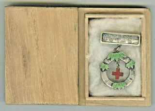 3st Class Philanthropy Badge From The Japan Red Cross.  In A Wooden Case Not Orig
