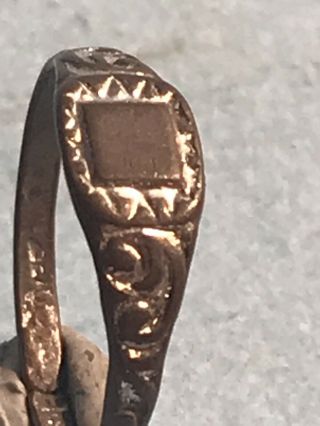 MEDIEVAL.  Silver 14th/15th CENTURY Signet Type RingCHILD’S FINGER Chip Carved 3