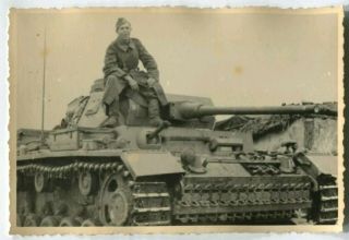 Ww2 Archived Photo Panzer 3 Tank And Crew