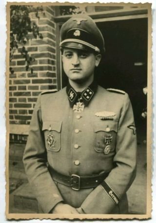 Ww2 Archived Photo Elite Troops Officer With Knight 