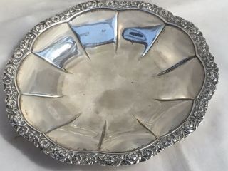 A Small Georgian Solid Silver Dish,  1828 - 169gms