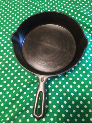 HTF antique No.  7 WAPAK Cast Iron skillet cookwear With Indian head Logo 8