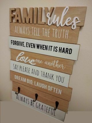Sil Vintage Wooden Family Rules Sign / Plaque Key Holder Wall Mounted Home Decor