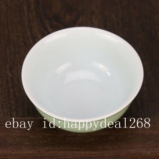 Chinese old hand - carved porcelain bean green glaze A small bowl b02 5