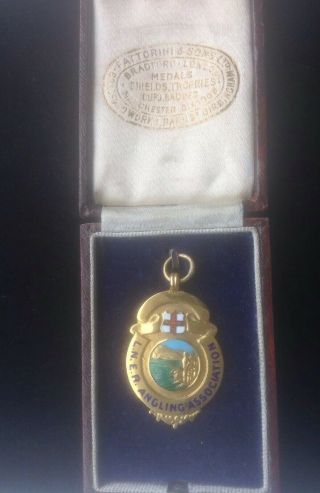 Fattorini Medal Hallmarked 9ct Gold Enamelled Boxed