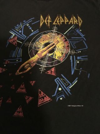 Vintage 1987 Def Leppard Hysteria Concert Tour T - Shirt Mens Large Rare 4