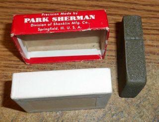 VINTAGE PARK SHERMAN WWII BLACK CRACKLE LIGHTER/4 - BARREL HINGE/IN BOX/VERY RARE 3