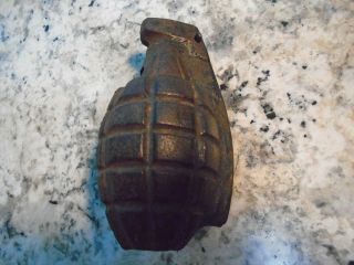 Vintage Ww - 2 Cast Iron Dummy Training Hand Grenade Pre - Owned/used