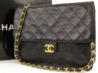 Ra1263 Auth Chanel Vintage Black Quilted Lambskin Cc Small Chain Shoulder Bag