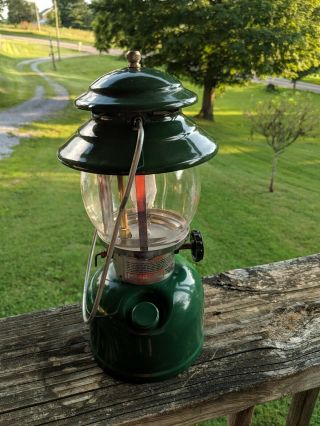 Vintage COLEMAN MODEL 200A700 SINGLE MANTLE GREEN LANTERN Dated 2 - 81 5