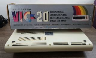 Vintage Commodore Vic - 20 Complete - Matching Serial Numbers - 3