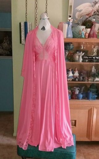Incredible Vintage Olga Bubblegum Pink Bodysilk Nightgown & Robe Set Size Large