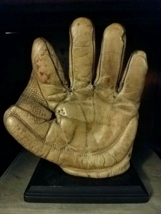 Vintage 1895 - 1905 Spalding Crescent Pad Full Web Fielders Glove