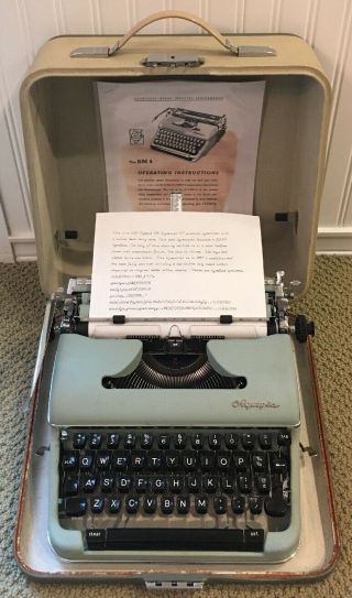 Vtg 1960 Olympia Sm4 Signature S Seafoam Script Portable Typewriter W/ Case