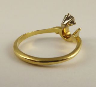 Vintage 18ct Gold Modernist Designed Ring with Diamond Size L LAYBY 4