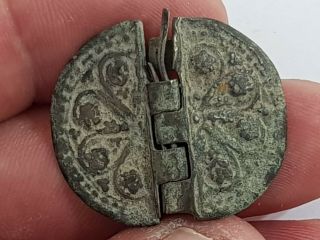 Extremely Rare Ancient Bronze Buckle Fantastic Detail.  7,  6 Gr.  32 Mm