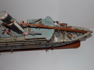 ANTIQUE HAND CRAFTED MODEL STEAM SHIP 