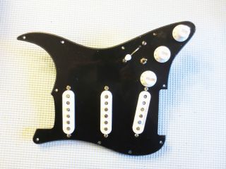 Fender Pure Vintage 65 Loaded Strat Pickguard White On Black 7 Way Oranycolor