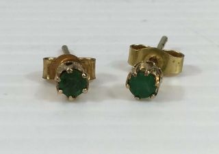 Vintage 9ct Yellow Gold Emerald Stud Earrings 4.  9mm In Diameter 0.  6g
