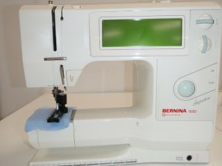 Bernina 1530 Vintage/Classic Swiss Sewing Machine - 1997 - 4
