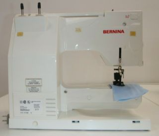 Bernina 1530 Vintage/Classic Swiss Sewing Machine - 1997 - 6