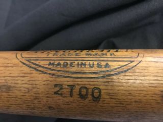 1920s (?) WINCHESTER ARMS Antique wood Baseball Bat Model 2700 9