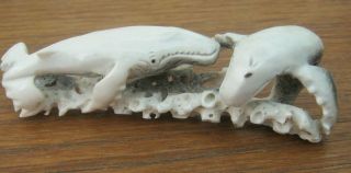 Very Unusual Carving Scrimshaw Statue Of Whales Hand Carved Deer Bone Stag Horn