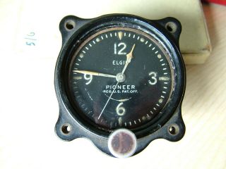 Vintage Elgin Pioneer,  World War Ii,  Mechanical,  Us Aircraft Clock.  8 Day.