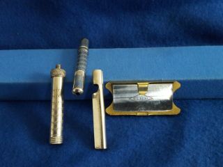 VERY RARE WILBERT SAFETY RAZOR IN GREAT LITHO TIN W/FRAMED INSTRUCTION SHEET 5