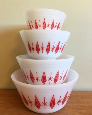 Federal Glass Milk Glass Red Diamond Atomic Starburst Bowls Set Of 4 Vintage Htf