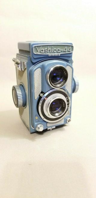 Vintage Yashica 44 Light Blue Camera Copal Yashikor Lens 1:3.  5 F=60mm W/ Case