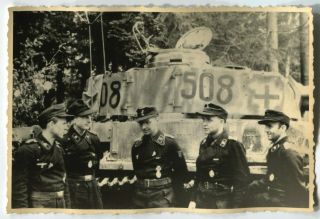 German Wwii Archive Photo: Group Of Panzertruppe Tankmen - Tank Crew