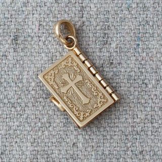 14k Yellow Gold Holy Bible Lords Prayer Our Father Open Close Book Charm Pendant 5