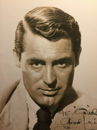 Cary Grant Very Rare Early Vintage Autographed 8/10 From 1941 Suspicion 4