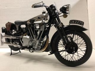 Minichamps 1:6 Brough Superior Ss100 T.  E.  Lawrence - Big And Extremely Rare 1/6
