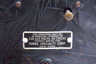 Rare Art Deco YORKE Electric Clock w/ Chrome and Catalin (Bakelite) 8