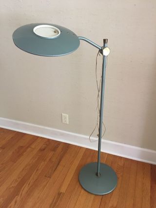 Vintage Dazor Industrial Mid Century Modern Ufo Saucer Pole Floor Lamp Fiberglas