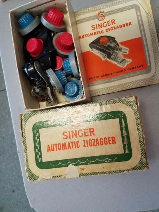 Vintage Singer 301A Sewing Machine Black w Carry Case Tested/Working 5
